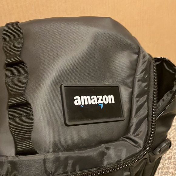 Limited Edition Amazon Utility Backpack - NWT - Picture 5 of 5